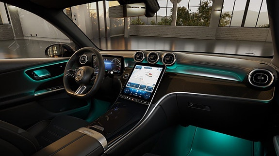 Mercedes-Benz GLC300 e 17 of 17