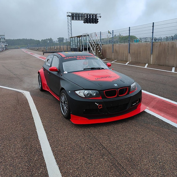 BMW 140 3 of 6