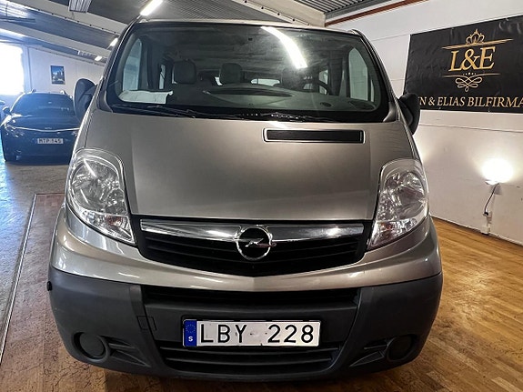 Opel Vivaro 3 of 5