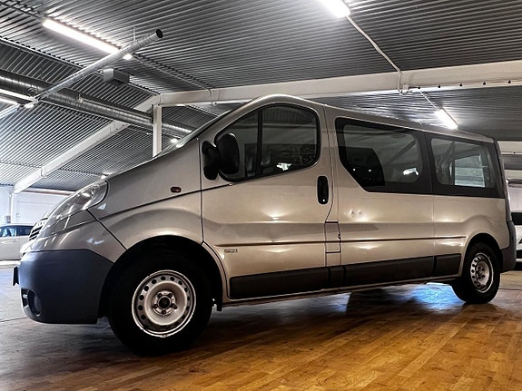 Opel Vivaro 4 of 5