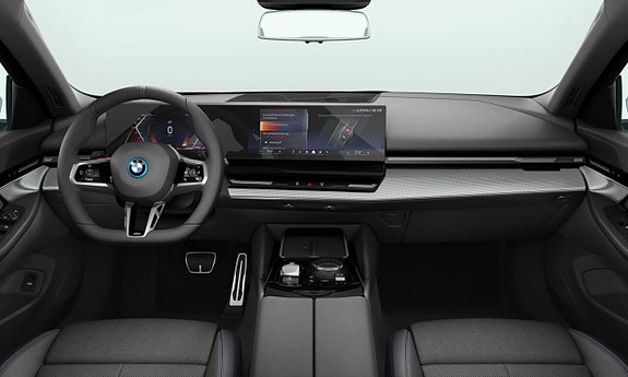 BMW 530e 4 of 4
