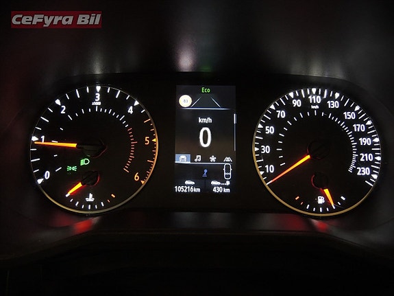 Renault Clio 18 of 18
