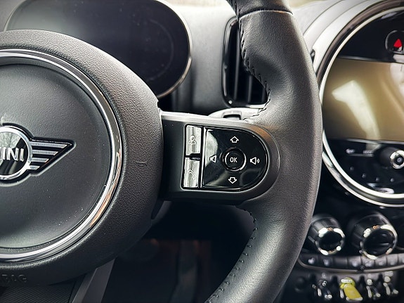 MINI Countryman Cooper SE 19 of 22