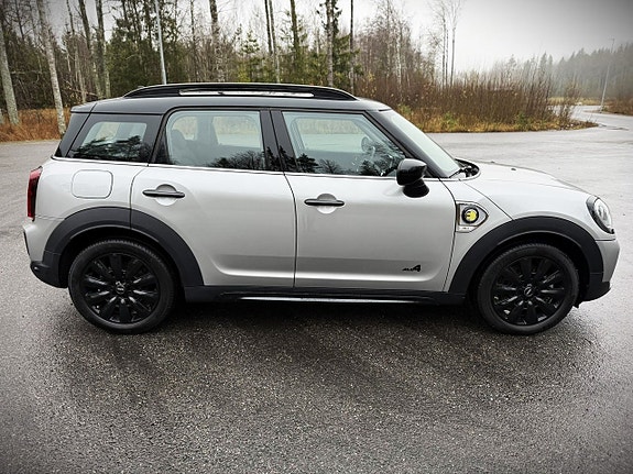 MINI Countryman Cooper SE 7 of 22