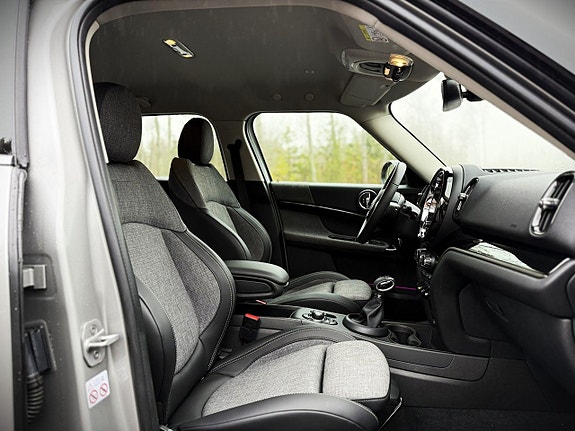 MINI Countryman Cooper SE 17 of 22