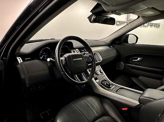 Land Rover Range Rover Evoque 4 of 5