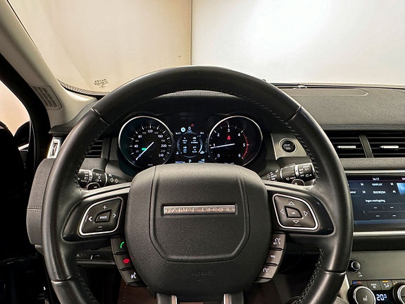 Land Rover Range Rover Evoque 11 of 14