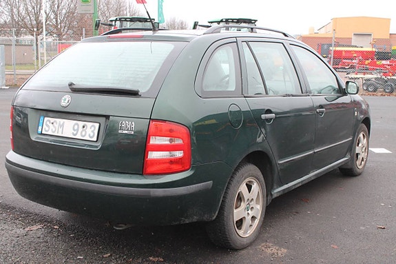Skoda Fabia 6 of 8