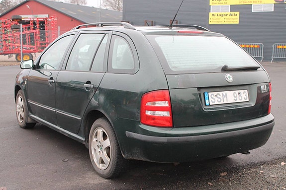 Skoda Fabia 4 of 8