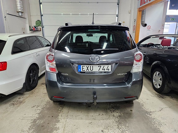 Toyota Verso 7 of 17