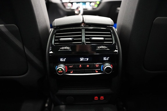 BMW 540i 23 of 27