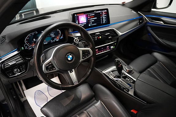 BMW 540i 6 of 27