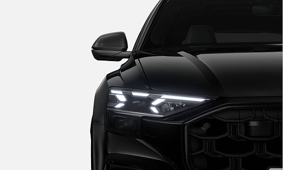 Audi Q8 6 of 8
