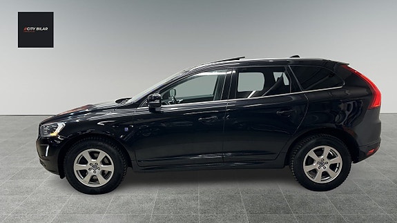 Volvo XC60 8 of 27
