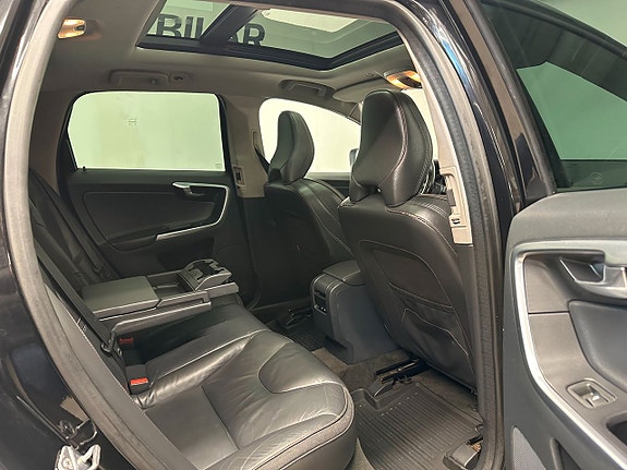 Volvo XC60 23 of 27