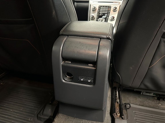 Volvo XC60 25 of 27
