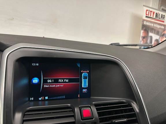 Volvo XC60 18 of 27