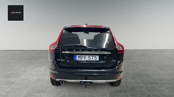 Volvo XC60 6 of 27