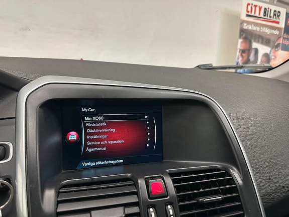 Volvo XC60 17 of 27