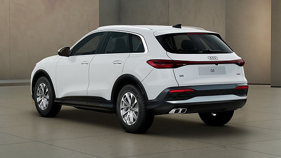 Audi Q5 3 of 5