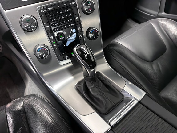 Volvo S60 19 of 27