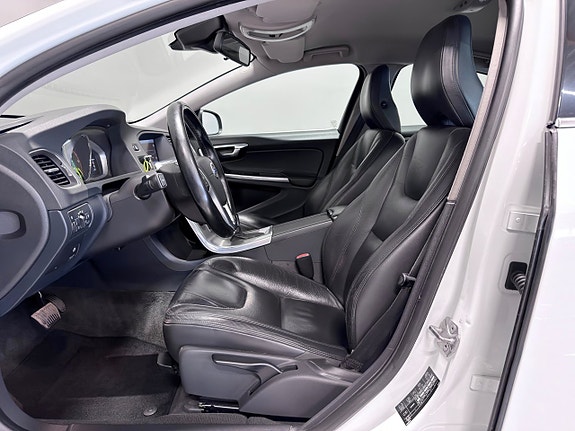 Volvo S60 14 of 27