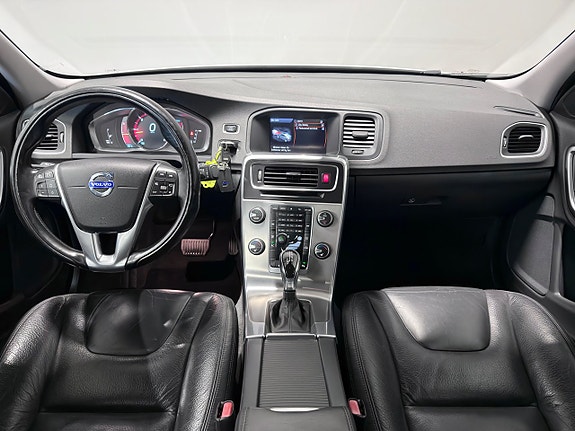 Volvo S60 16 of 27