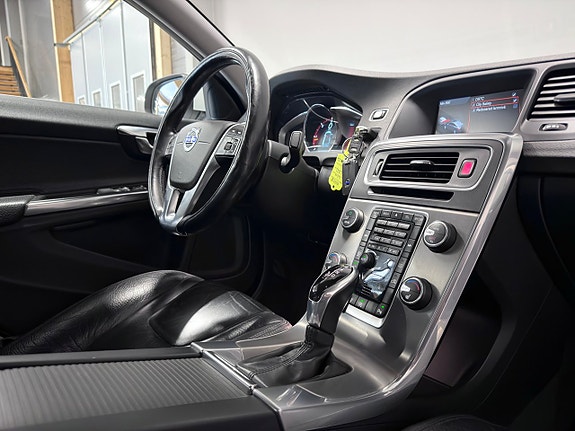 Volvo S60 21 of 27
