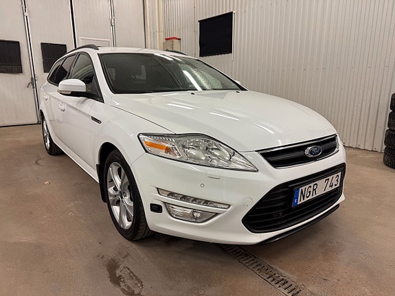 Ford Mondeo 3 of 22