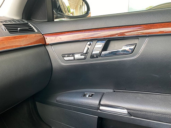 Mercedes-Benz S350 10 of 25