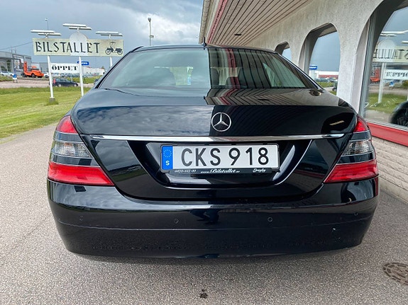 Mercedes-Benz S350 25 of 25