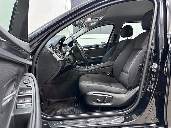 BMW 520 12 of 24