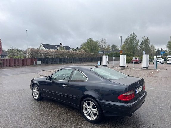 Mercedes-Benz CLK-Klass 4 of 11