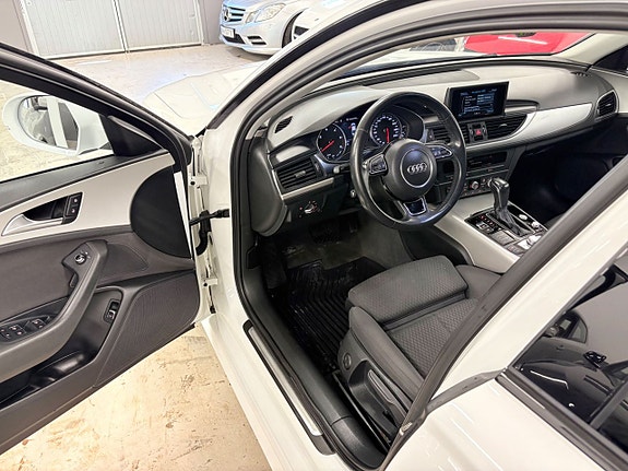 Audi A6 7 of 17