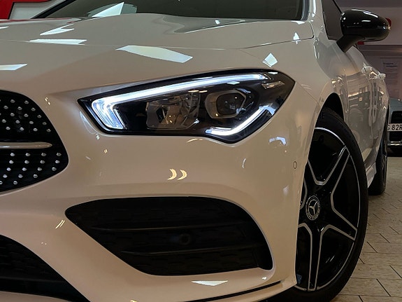 Mercedes-Benz CLA200 11 of 28