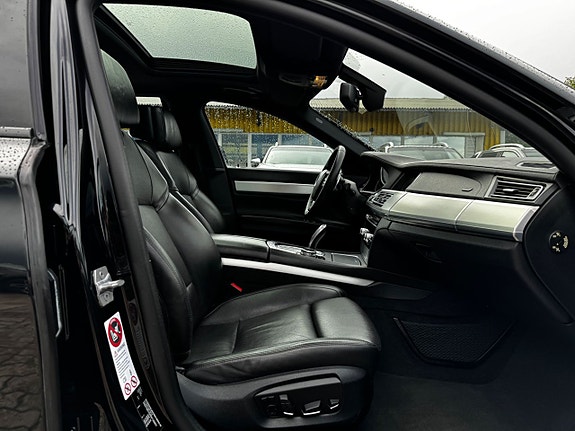 BMW 740d 9 of 21