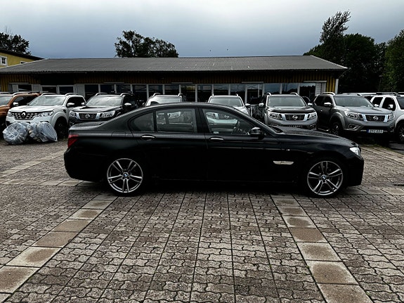BMW 740d 6 of 21