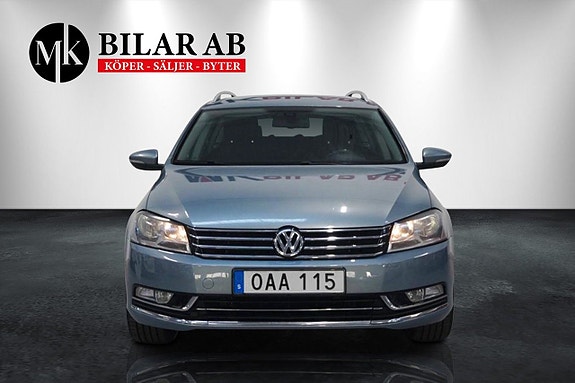 Volkswagen Passat 2 of 5