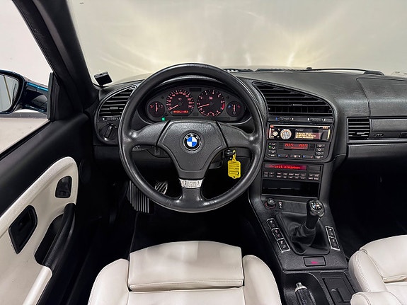 BMW 328 16 of 27