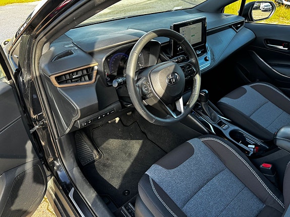 Toyota Corolla 15 of 23