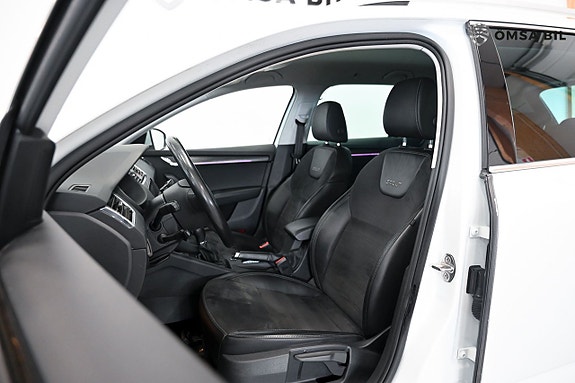 Skoda Octavia Scout 7 of 20