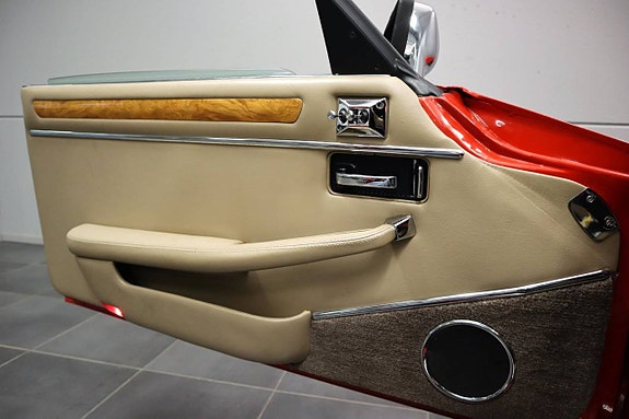 Jaguar XJS 18 of 28