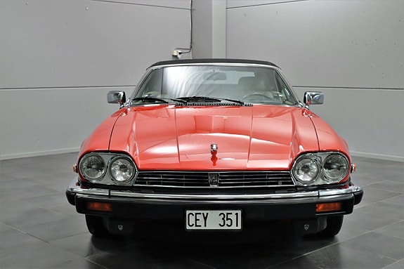 Jaguar XJS 24 of 28