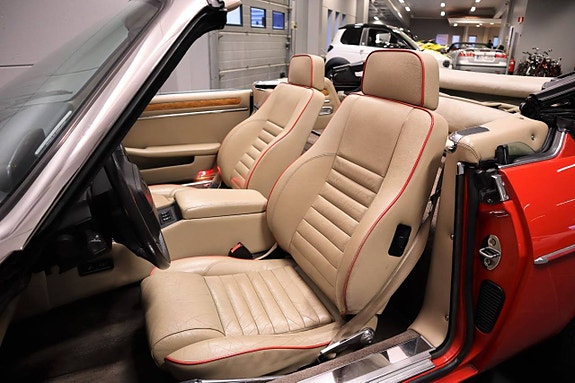 Jaguar XJS 11 of 28