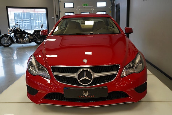 Mercedes-Benz E250 5 of 5