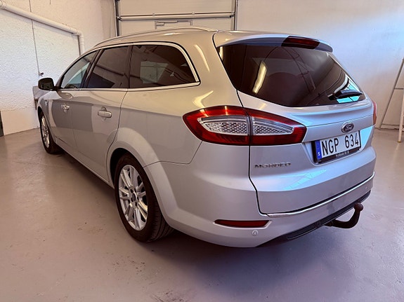 Ford Mondeo 3 of 13