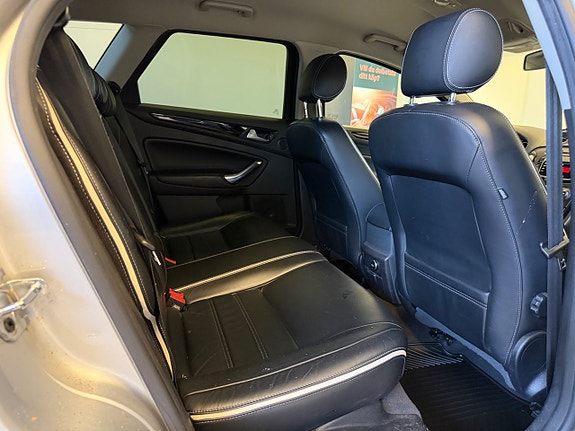 Ford Mondeo 9 of 13