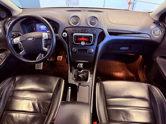 Ford Mondeo 10 of 13
