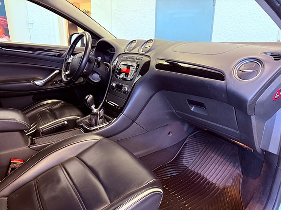 Ford Mondeo 6 of 13