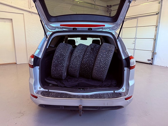 Ford Mondeo 5 of 13